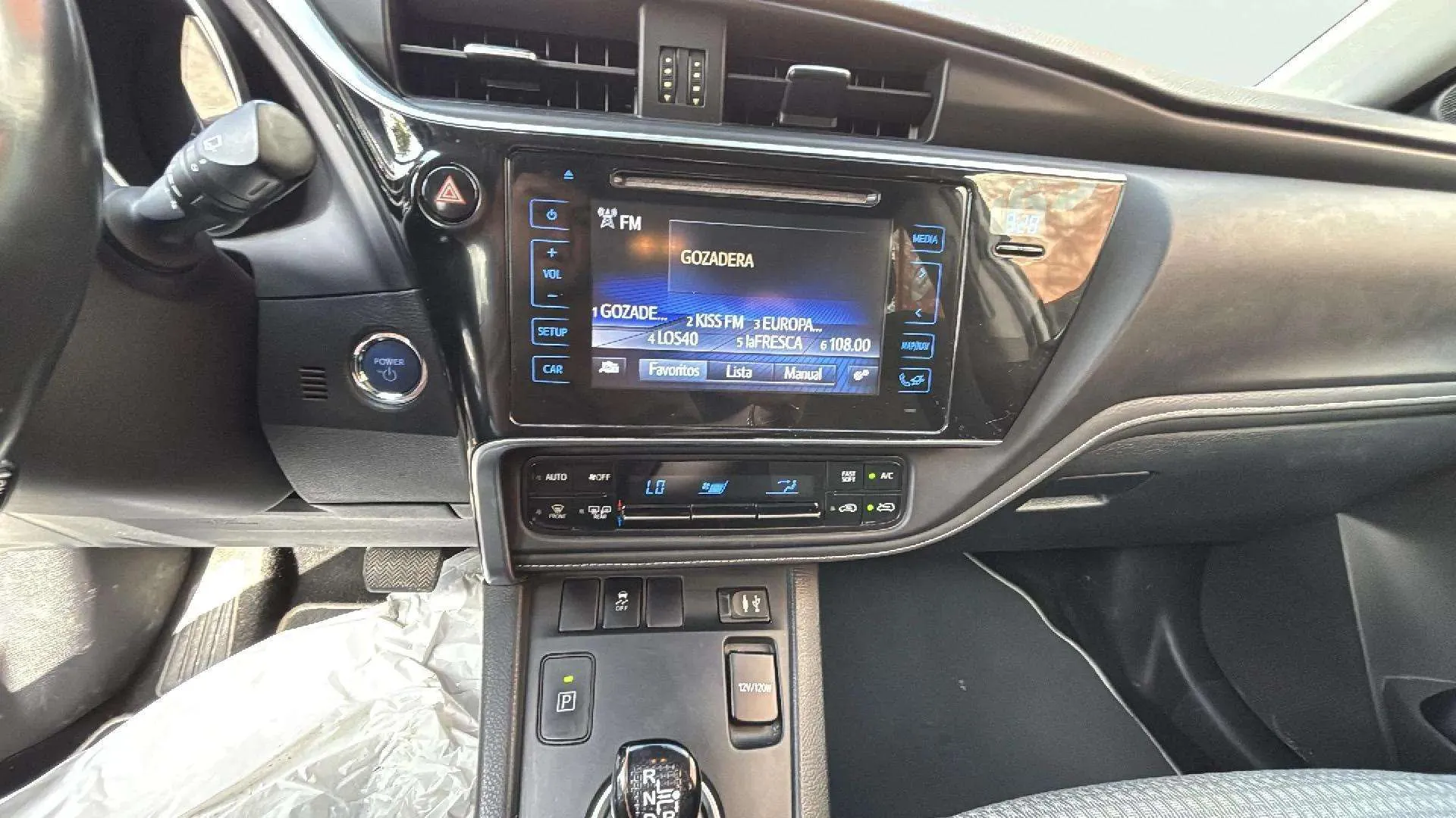 Toyota Auris 1.8 140H Hybrid Active - foto 35