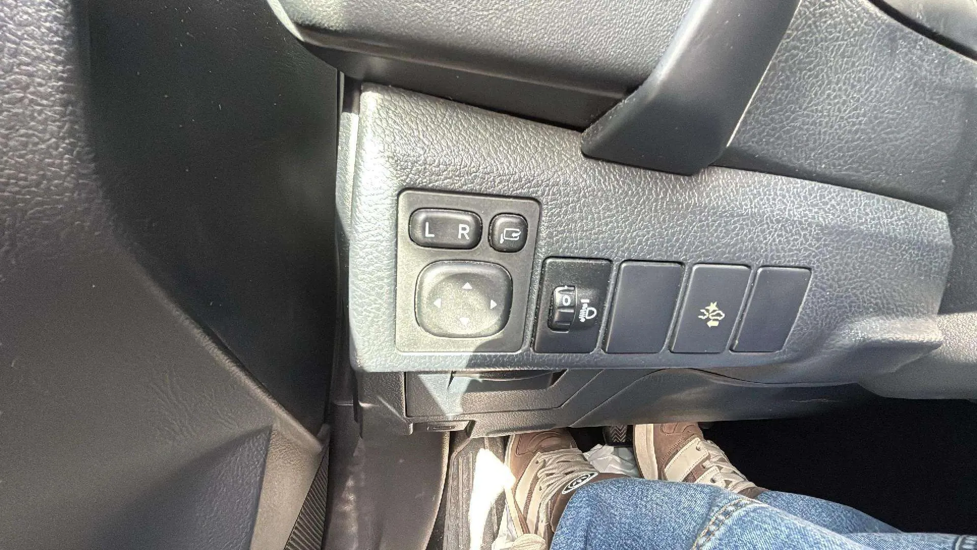 Toyota Auris 1.8 140H Hybrid Active - foto 36