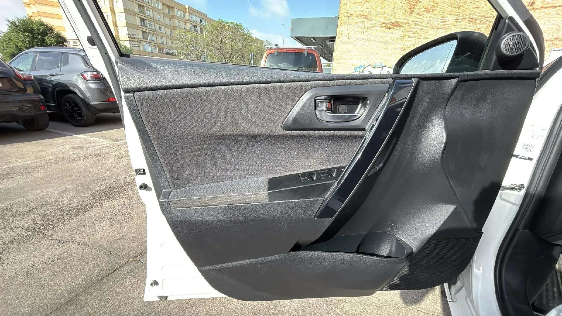 Toyota Auris 1.8 140H Hybrid Active - foto 19