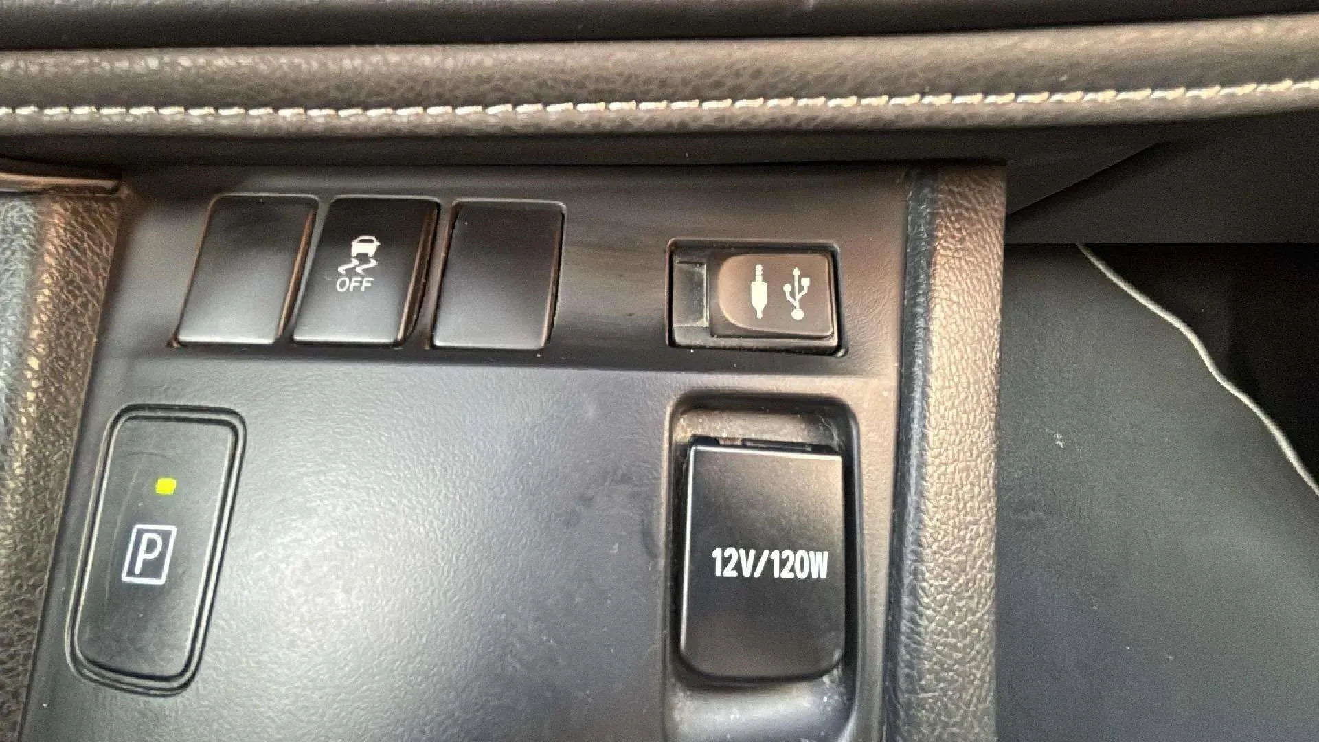 Toyota Auris 1.8 140H Hybrid Active - foto 29