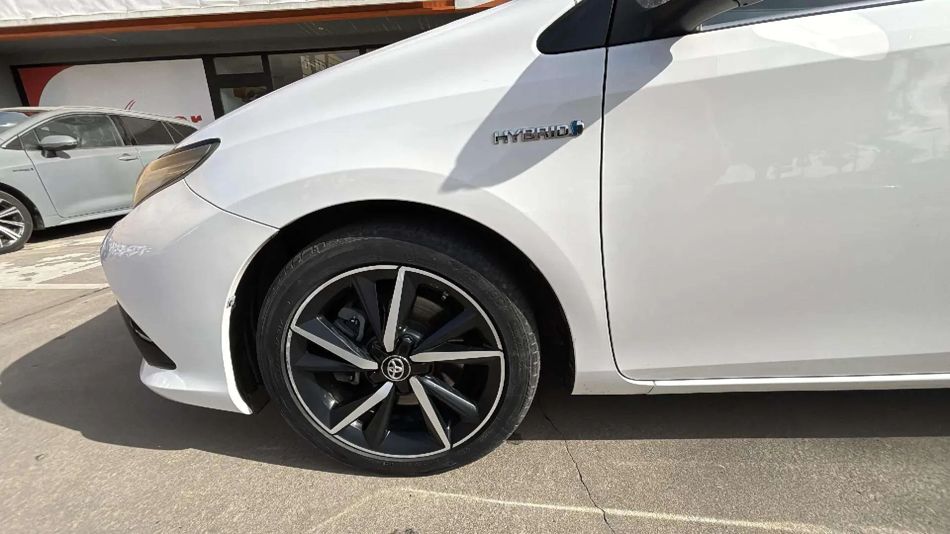 Toyota Auris 1.8 140H Hybrid Active - foto 9