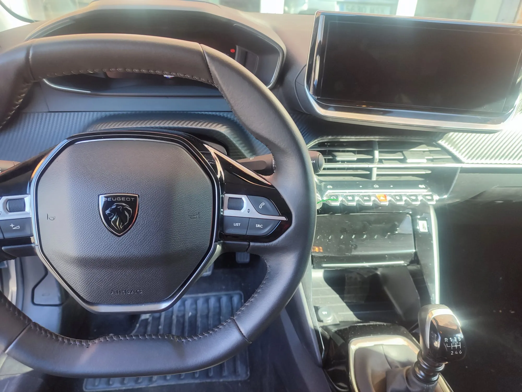 Peugeot 208 Allure Gasolina 100 - foto 17