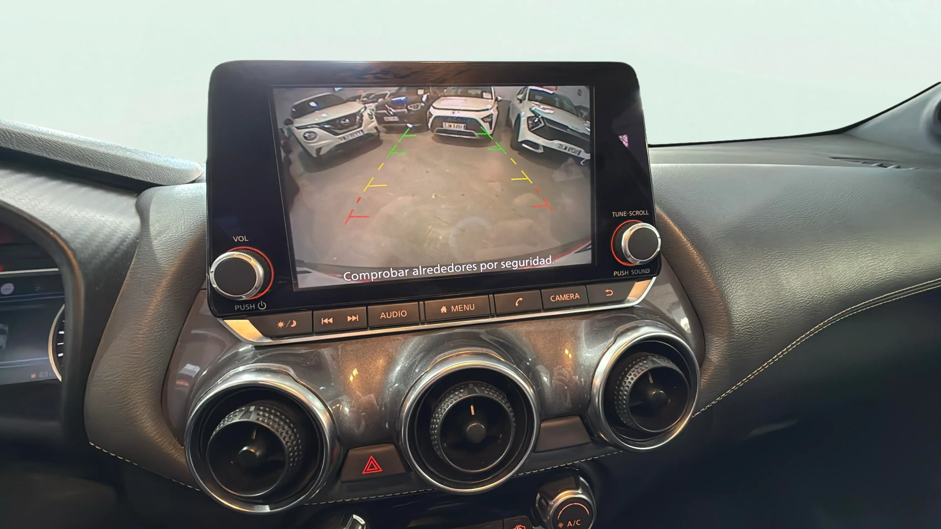 Nissan Juke DIG-T N-Connecta - foto 14