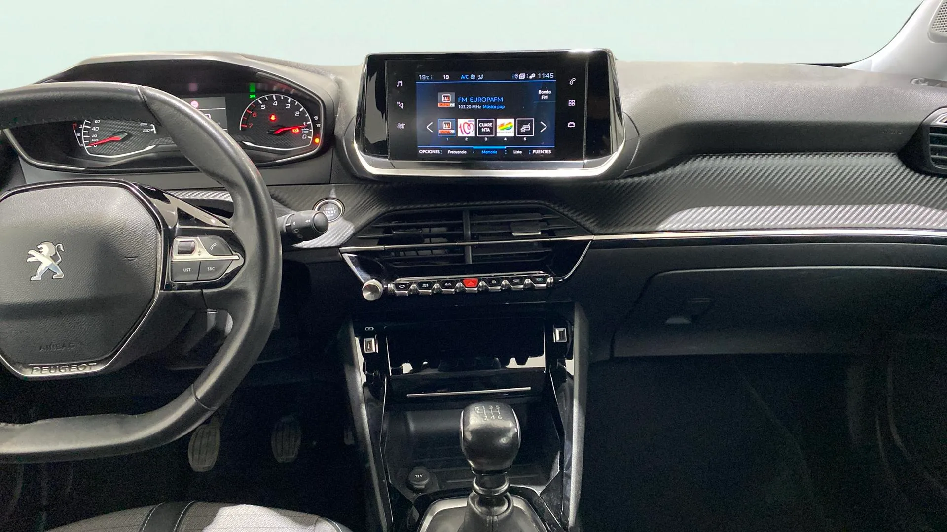 Peugeot 2008 Allure BlueHDi - foto 9