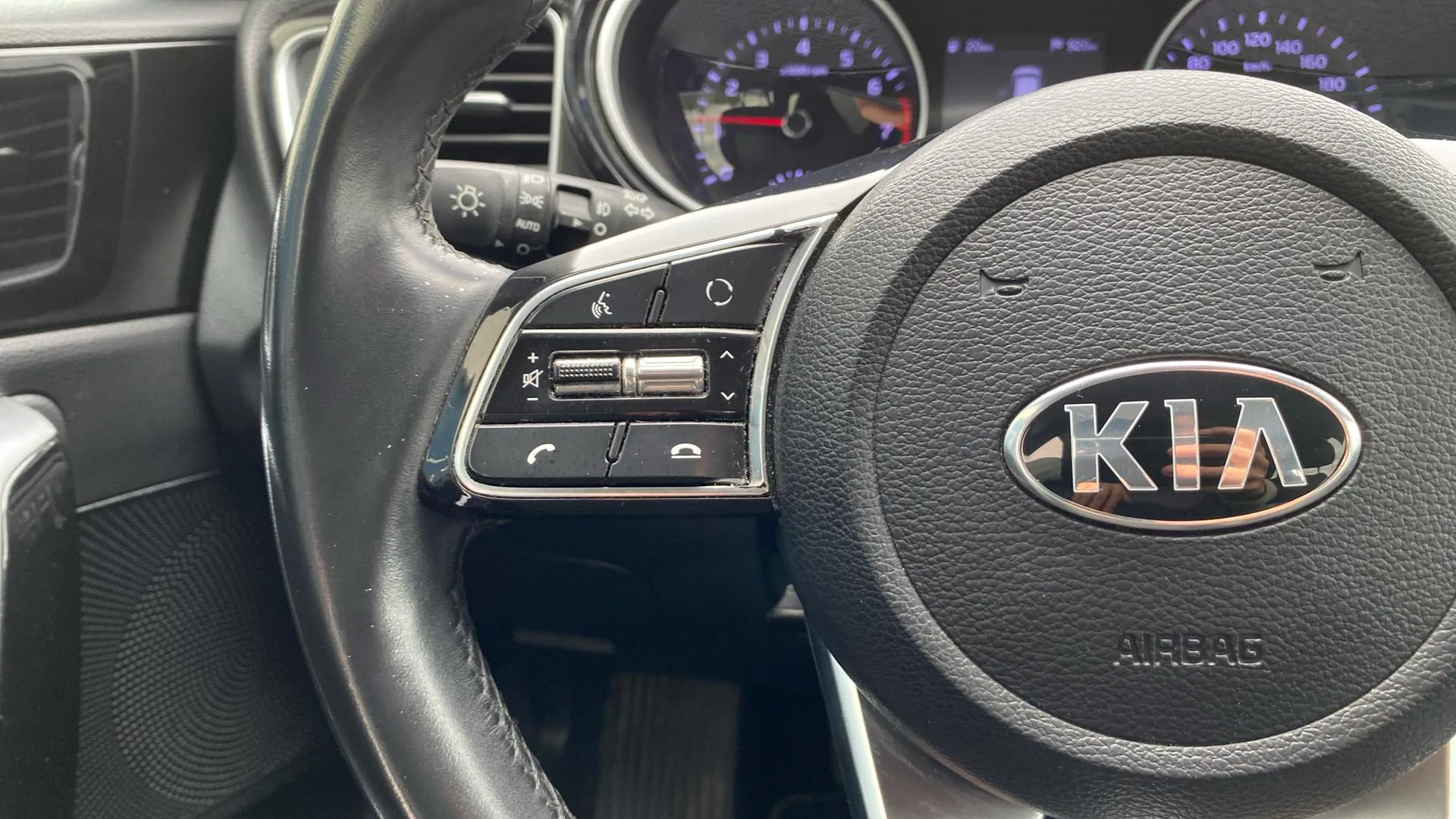 Kia Ceed 1.0 T-GDi Tech - foto 13