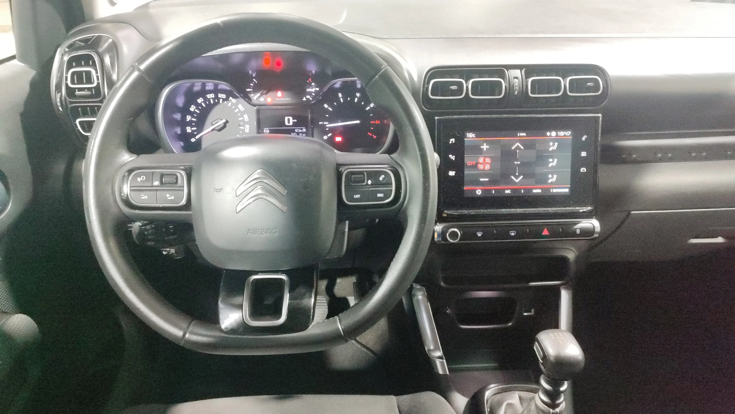 Citroën C3 Aircross PureTech Shine - foto 9
