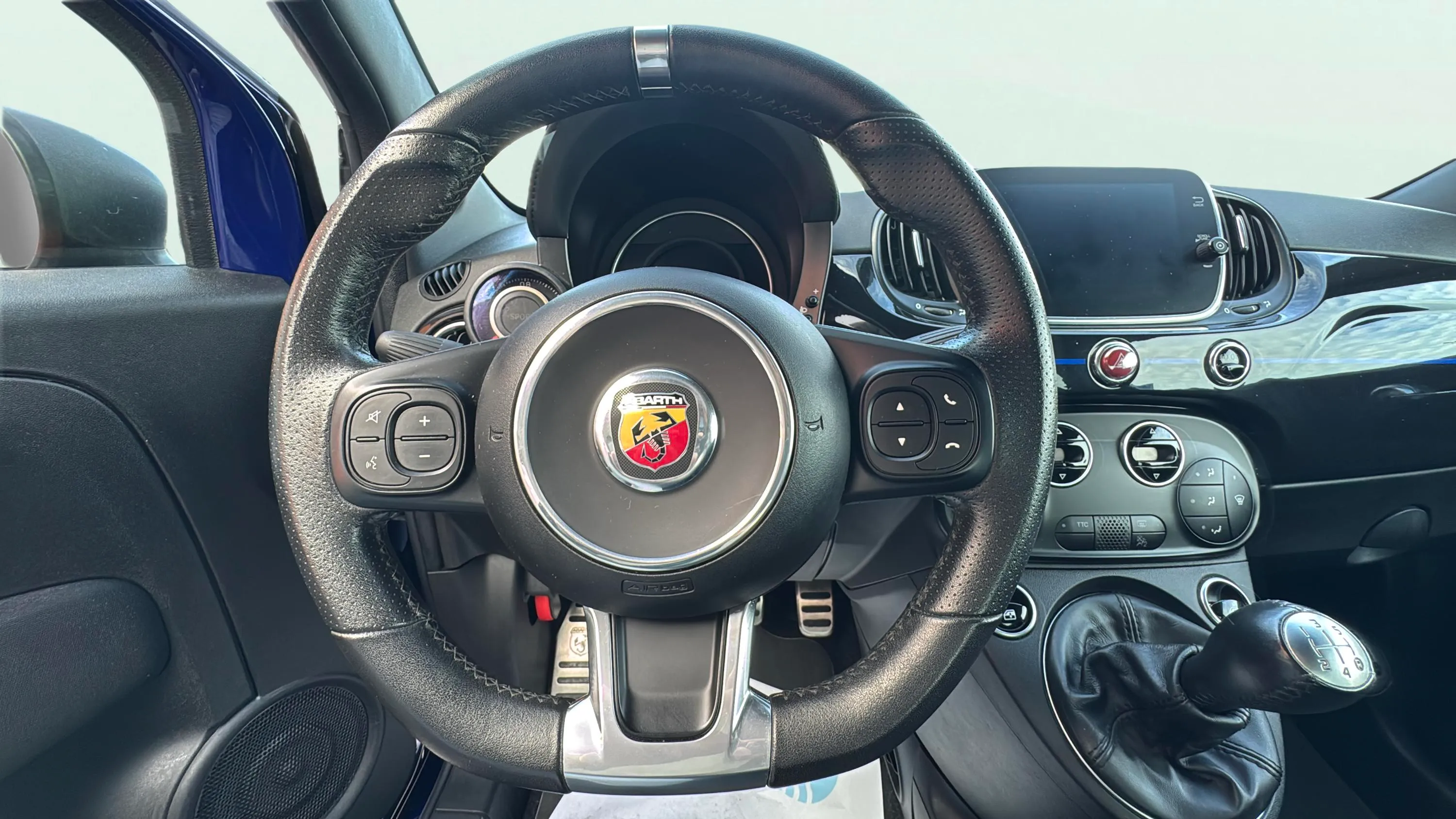 Abarth 500 1.4 16v Monster Energy Yamaha E6D - foto 12