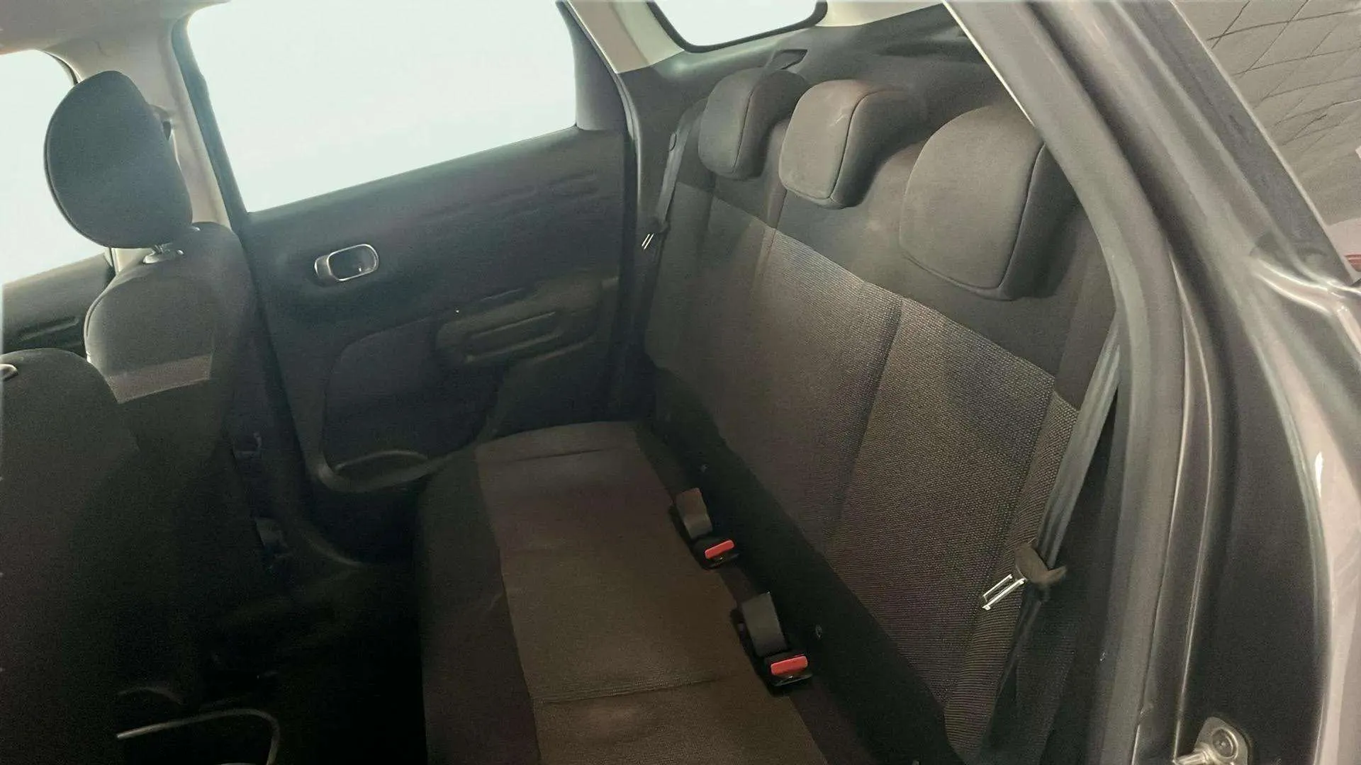 Citroën C3 Aircross PureTech Shine - foto 24
