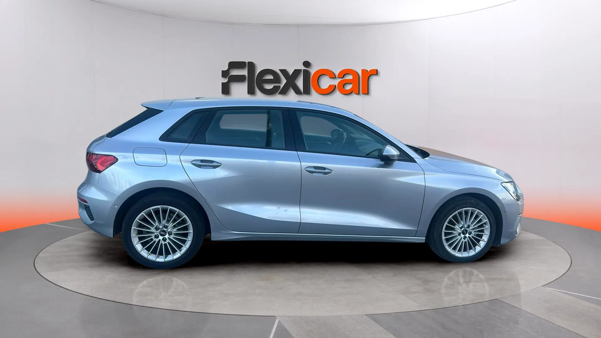 Audi A3 Sportback 30 TDI - foto 4
