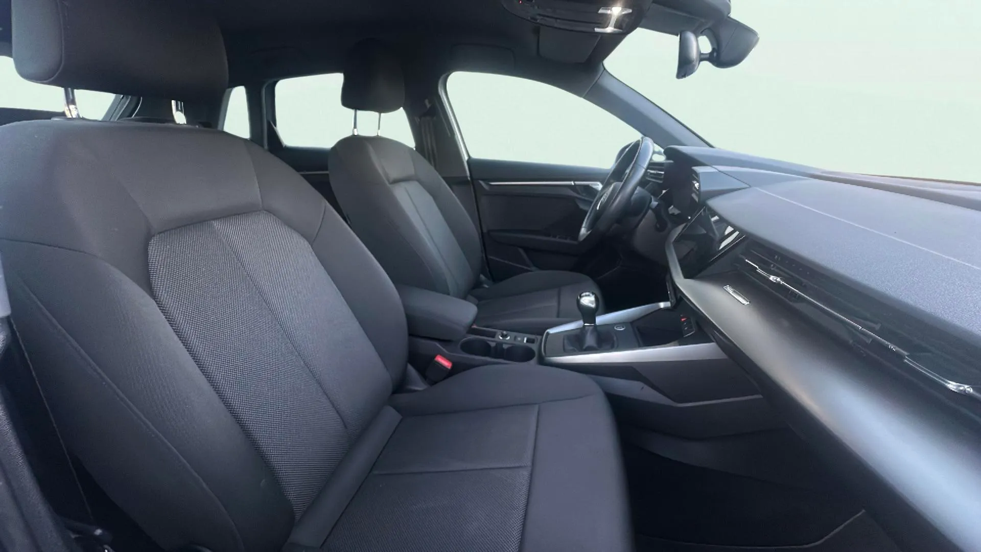 Audi A3 Sportback 30 TDI - foto 16