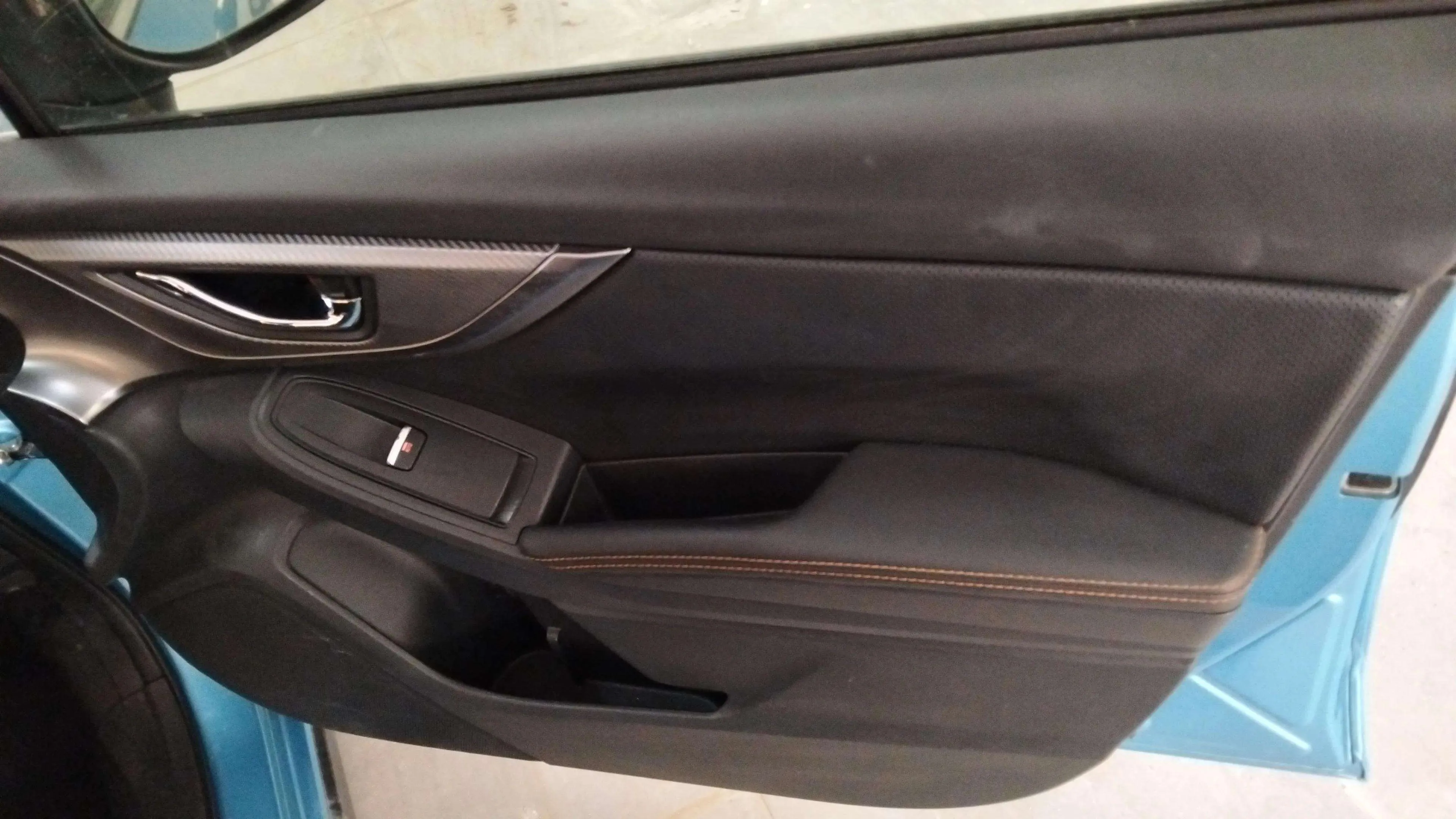 Subaru XV 2.0i Hybrid CVT Executive Plus - foto 18