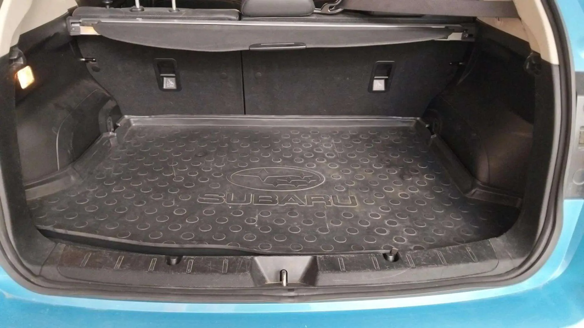 Subaru XV 2.0i Hybrid CVT Executive Plus - foto 6