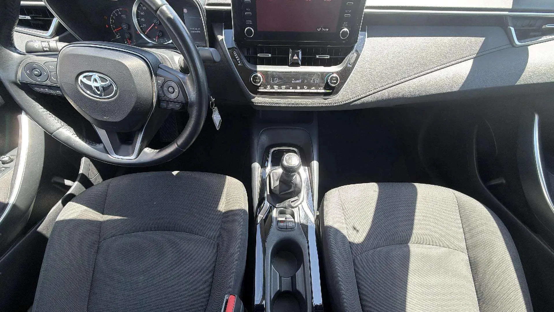 Toyota Corolla 1.6 - foto 16
