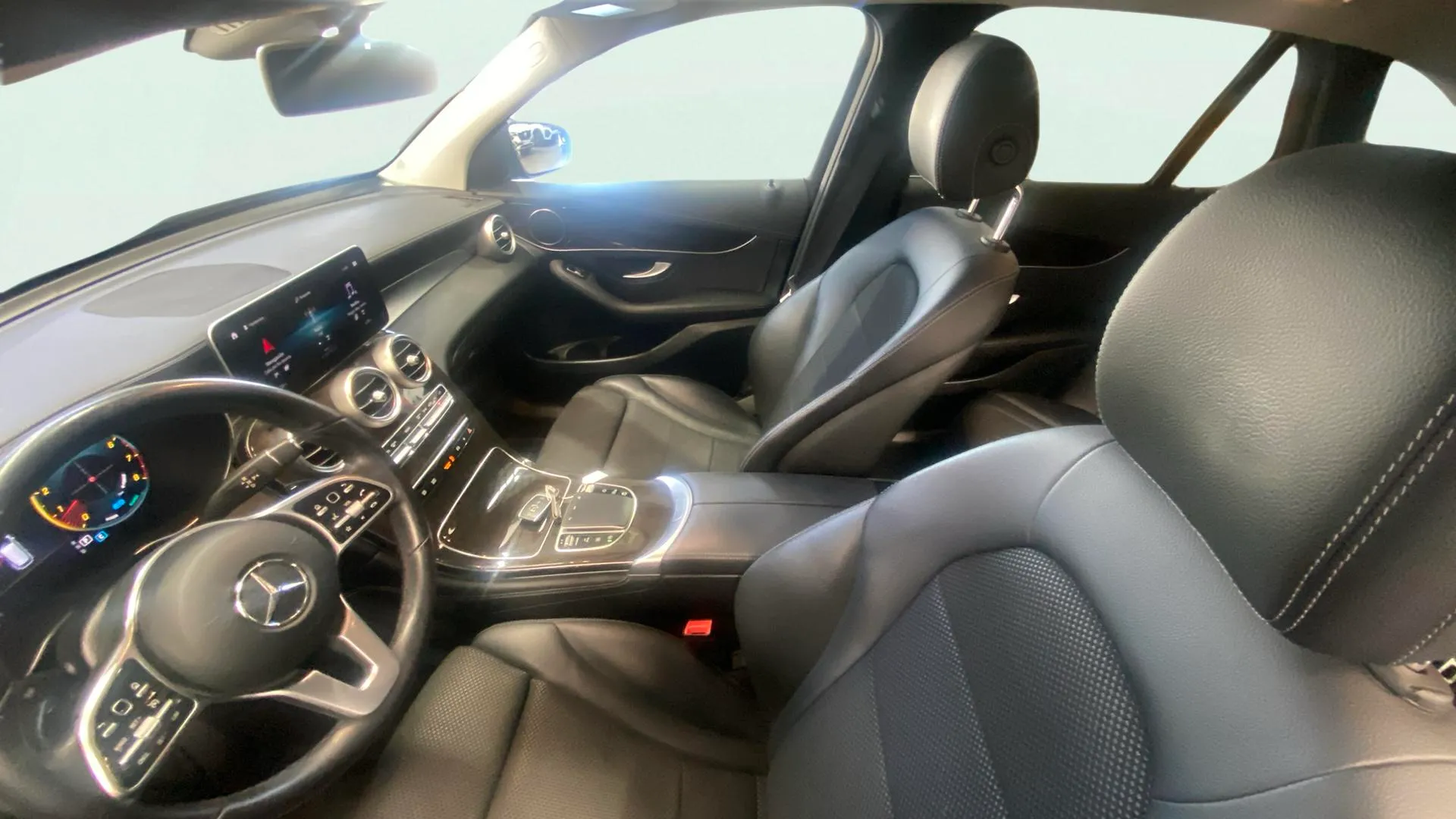 Mercedes-Benz GLC 200 4MATIC - foto 9