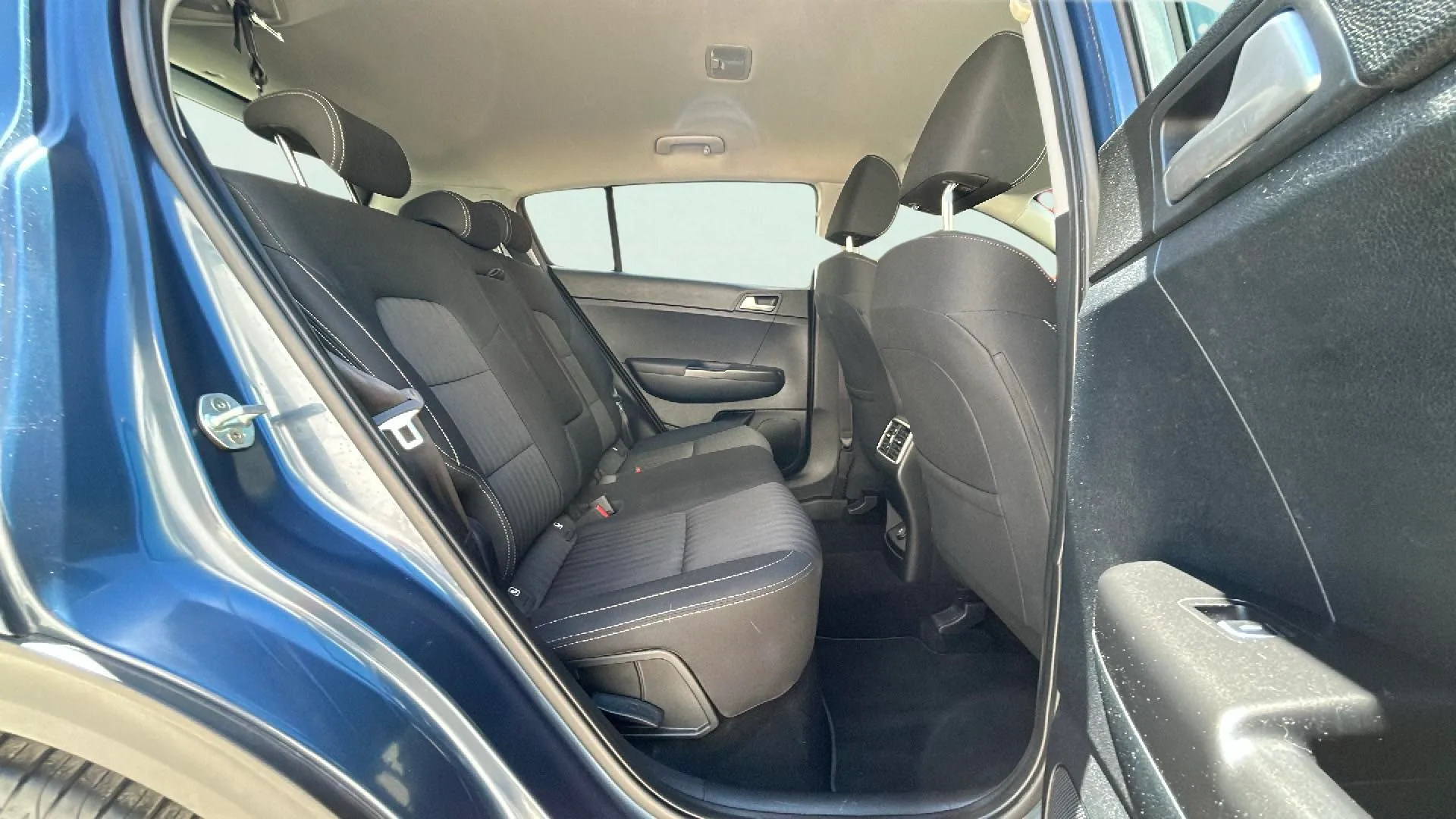 Kia Sportage 1.6 MHEV Drive Plus 4x2 - foto 16