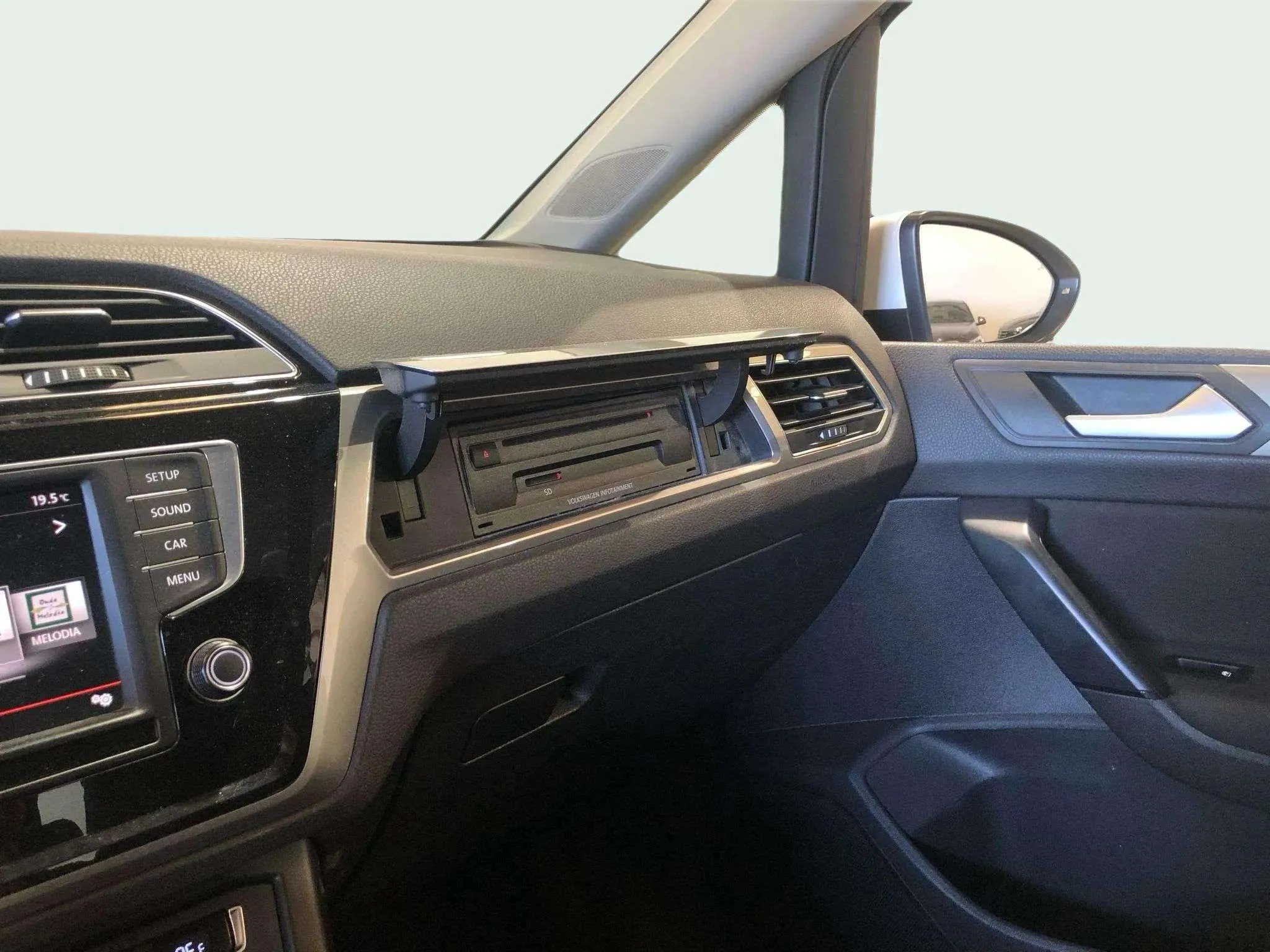 Volkswagen Touran Advance 1.6 TDI SCR BMT DSG - foto 7