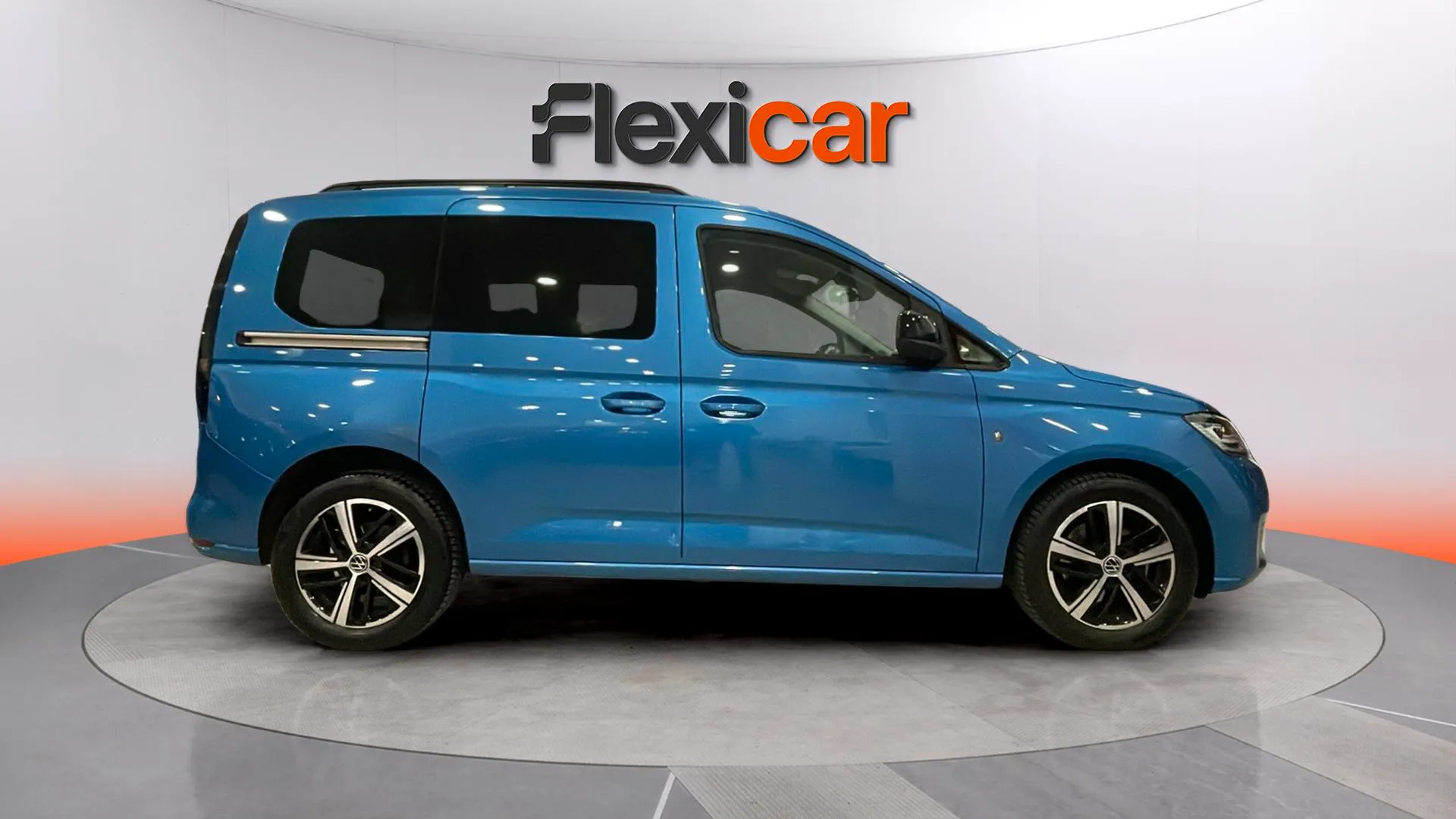 Volkswagen Caddy Maxi Outdoor 2.0 TDI DSG - foto 3