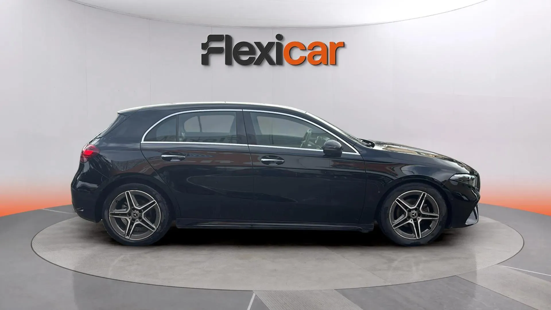 Mercedes-Benz Clase A A 200 d - foto 8