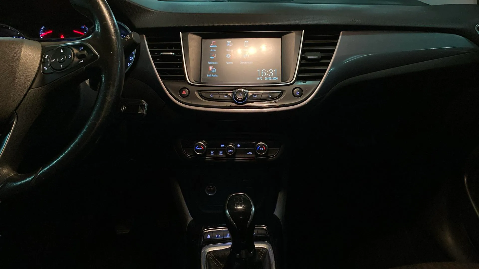 Opel Crossland 1.2 Design Line - foto 22