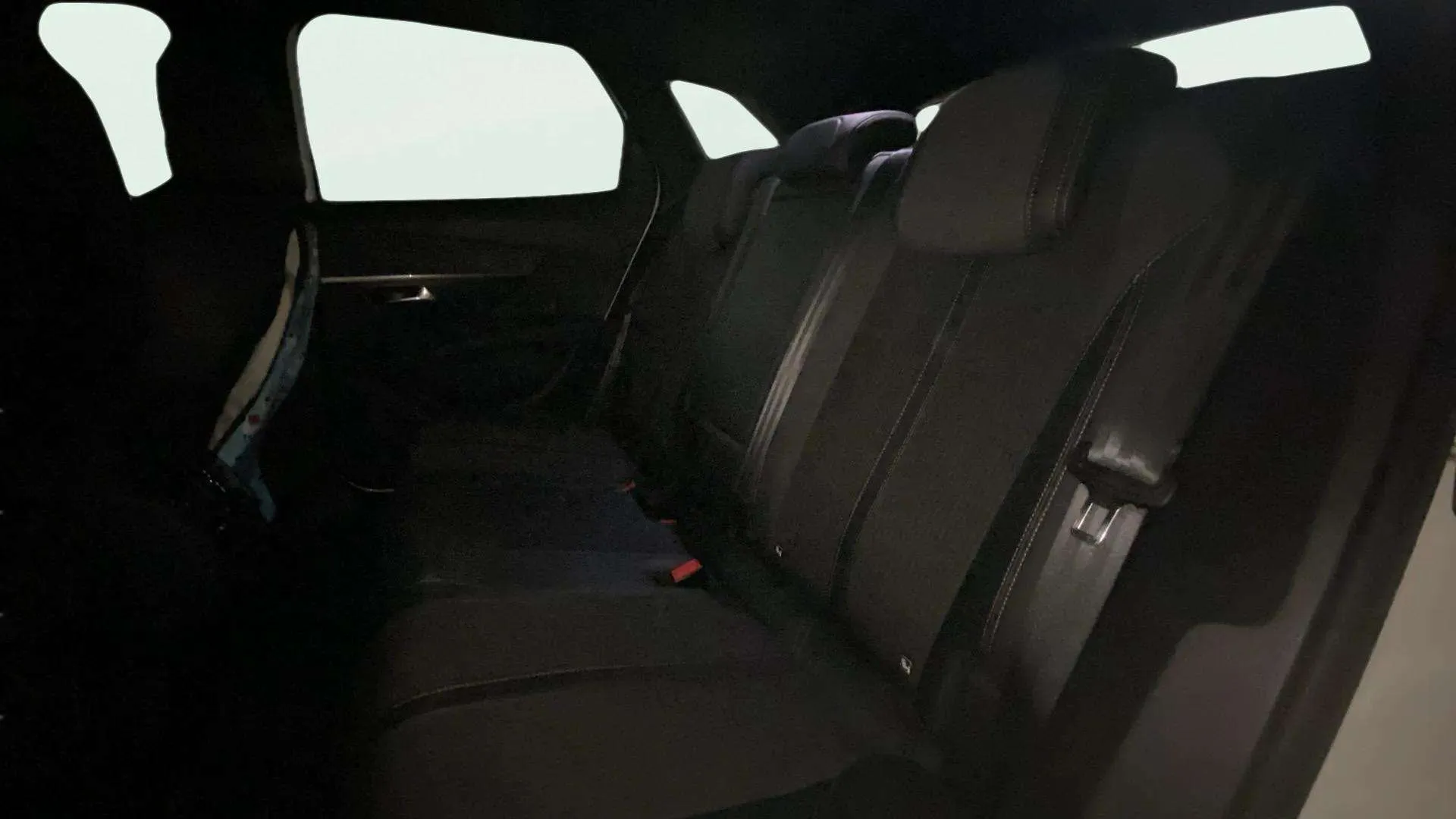 Peugeot 3008 1.5L BlueHDi GT Line - foto 16