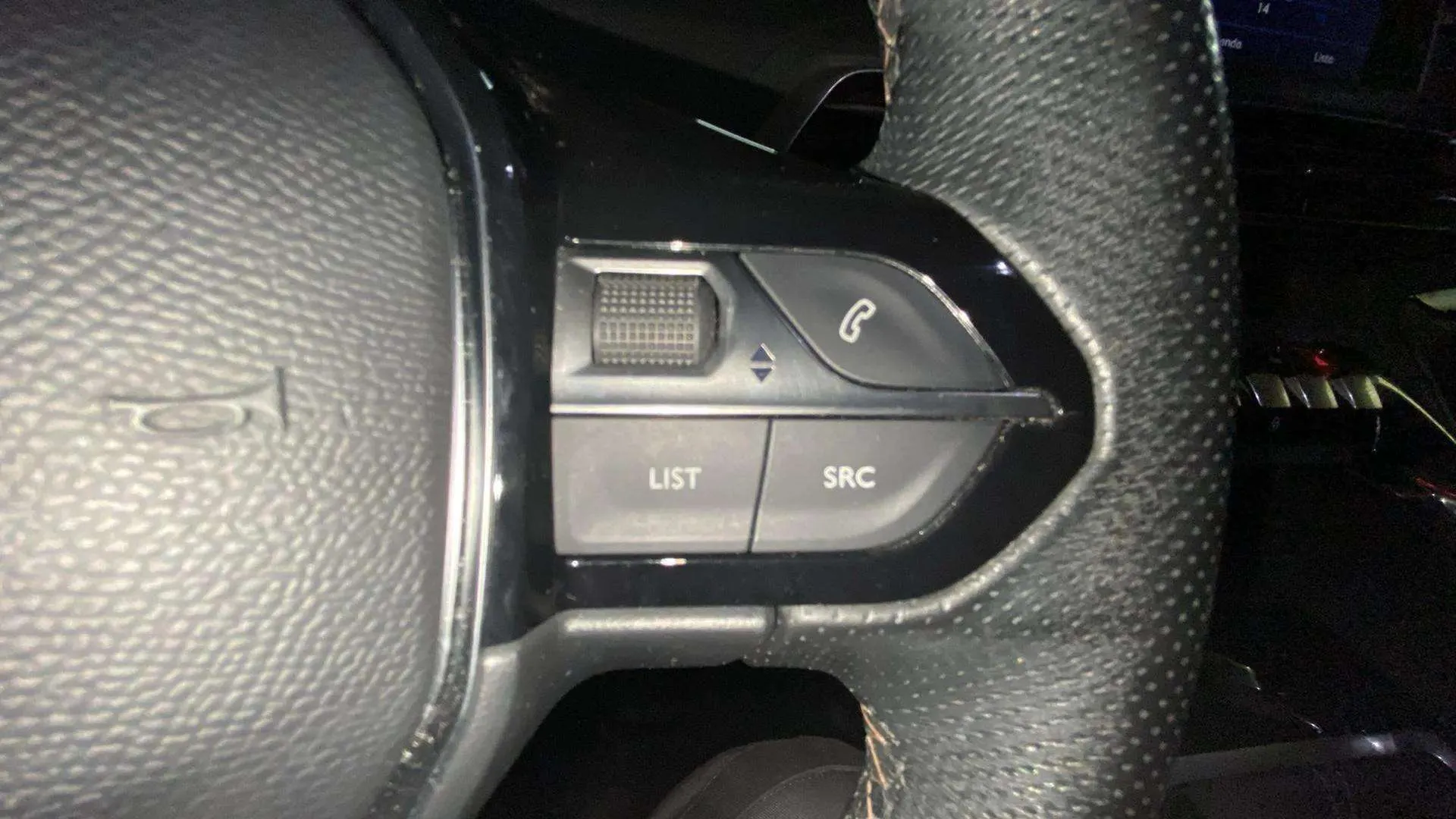 Peugeot 3008 1.5L BlueHDi GT Line - foto 20