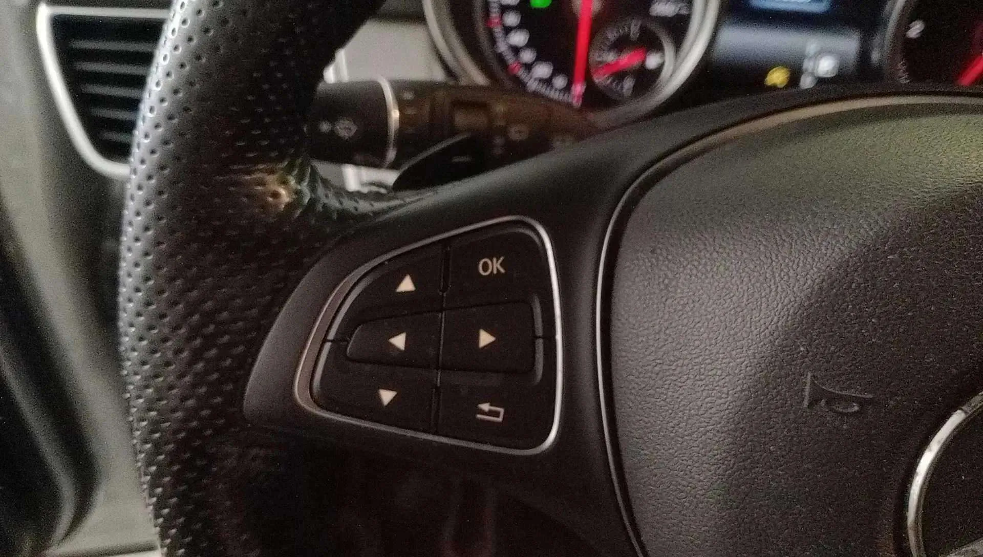 Mercedes-Benz GLE 350 d 4MATIC - foto 18