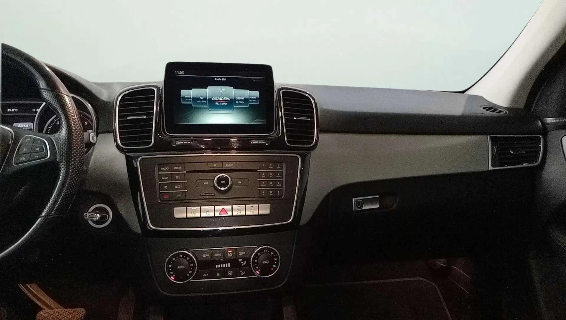 Mercedes-Benz GLE 350 d 4MATIC - foto 14