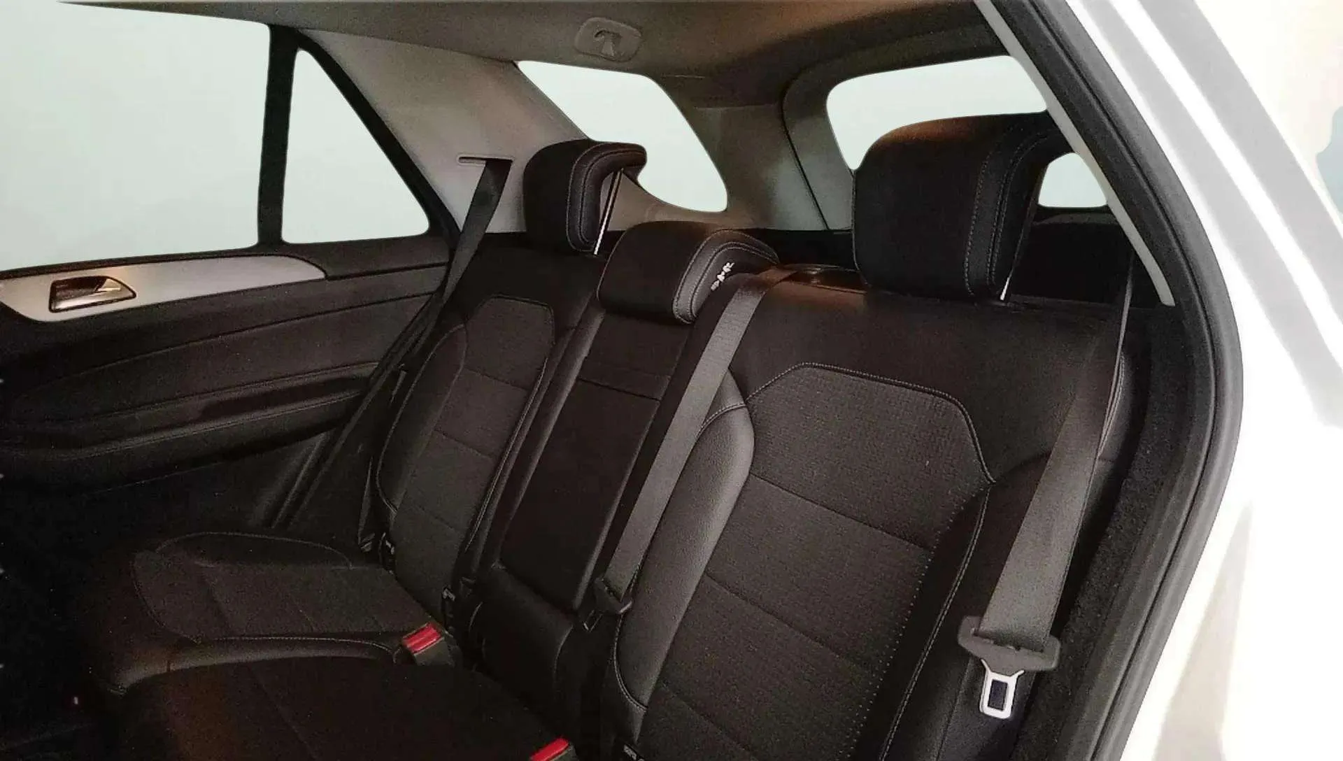 Mercedes-Benz GLE 350 d 4MATIC - foto 21