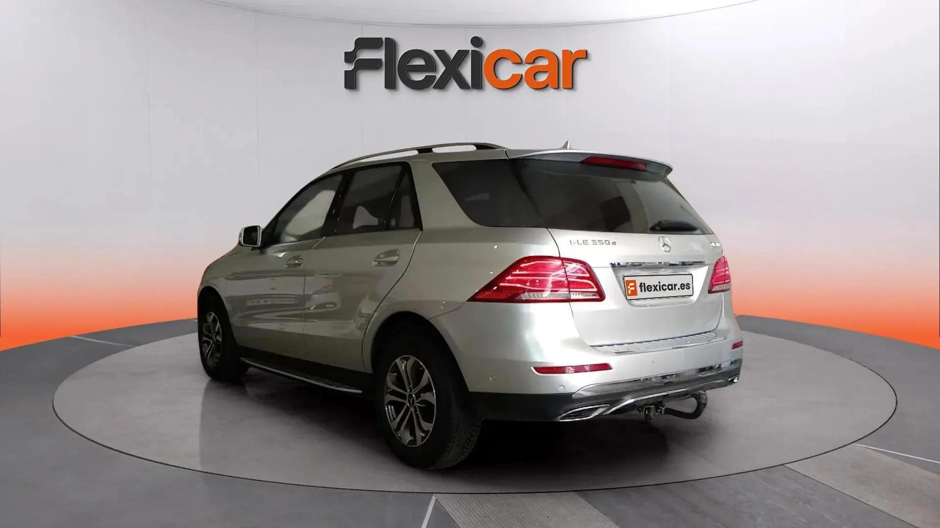 Mercedes-Benz GLE 350 d 4MATIC - foto 6