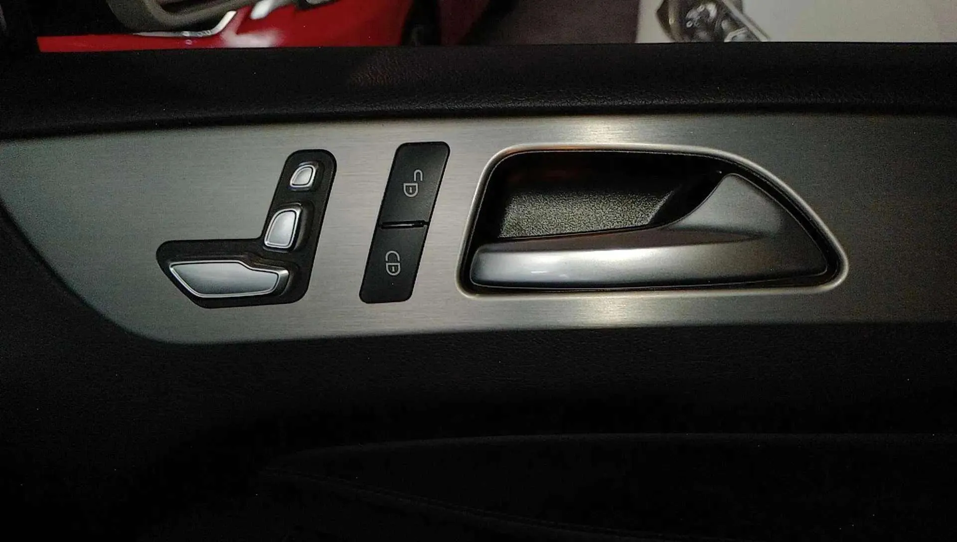Mercedes-Benz GLE 350 d 4MATIC - foto 12