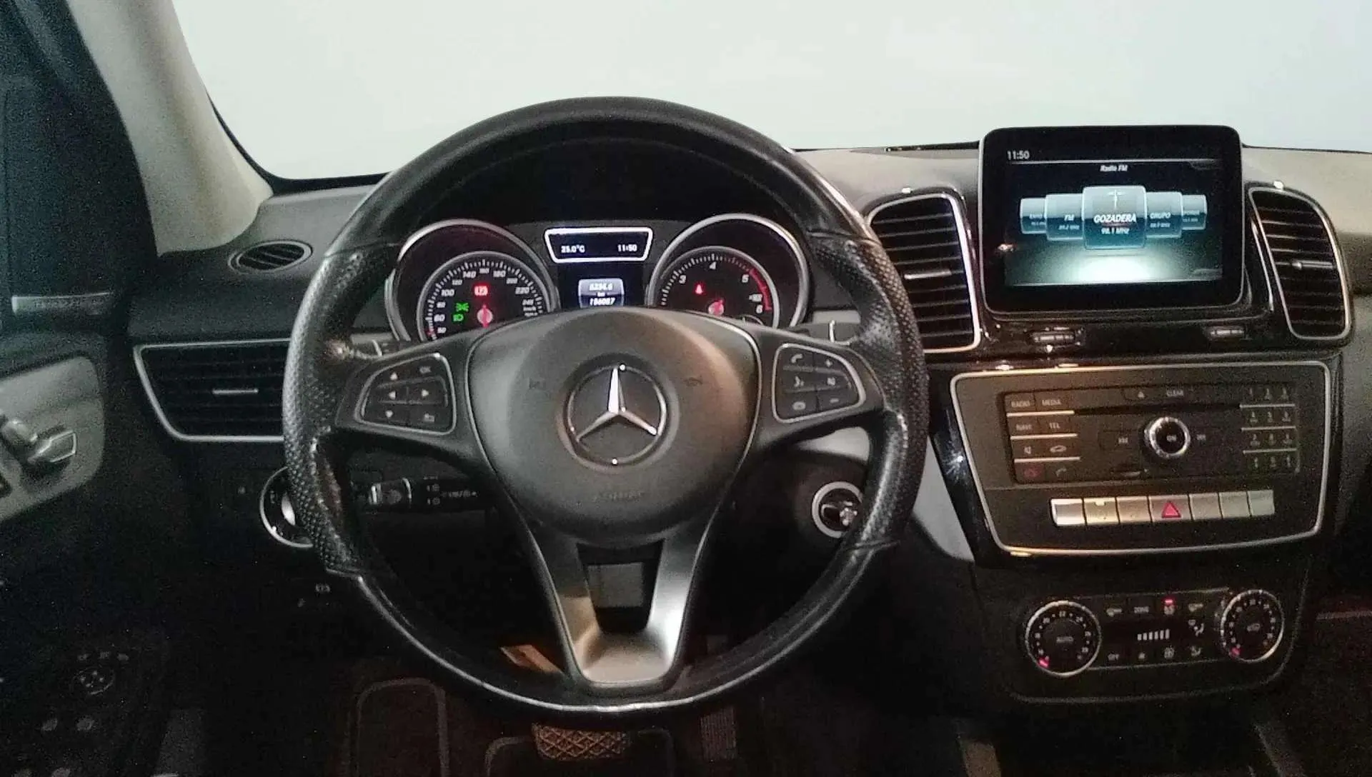 Mercedes-Benz GLE 350 d 4MATIC - foto 8
