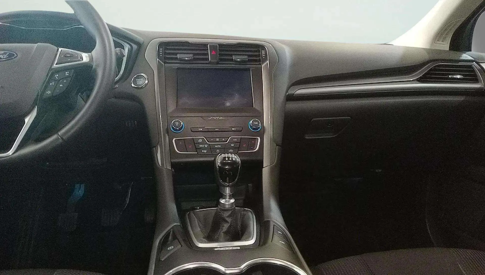 Ford Mondeo 1.5 EcoBoost Trend - foto 9