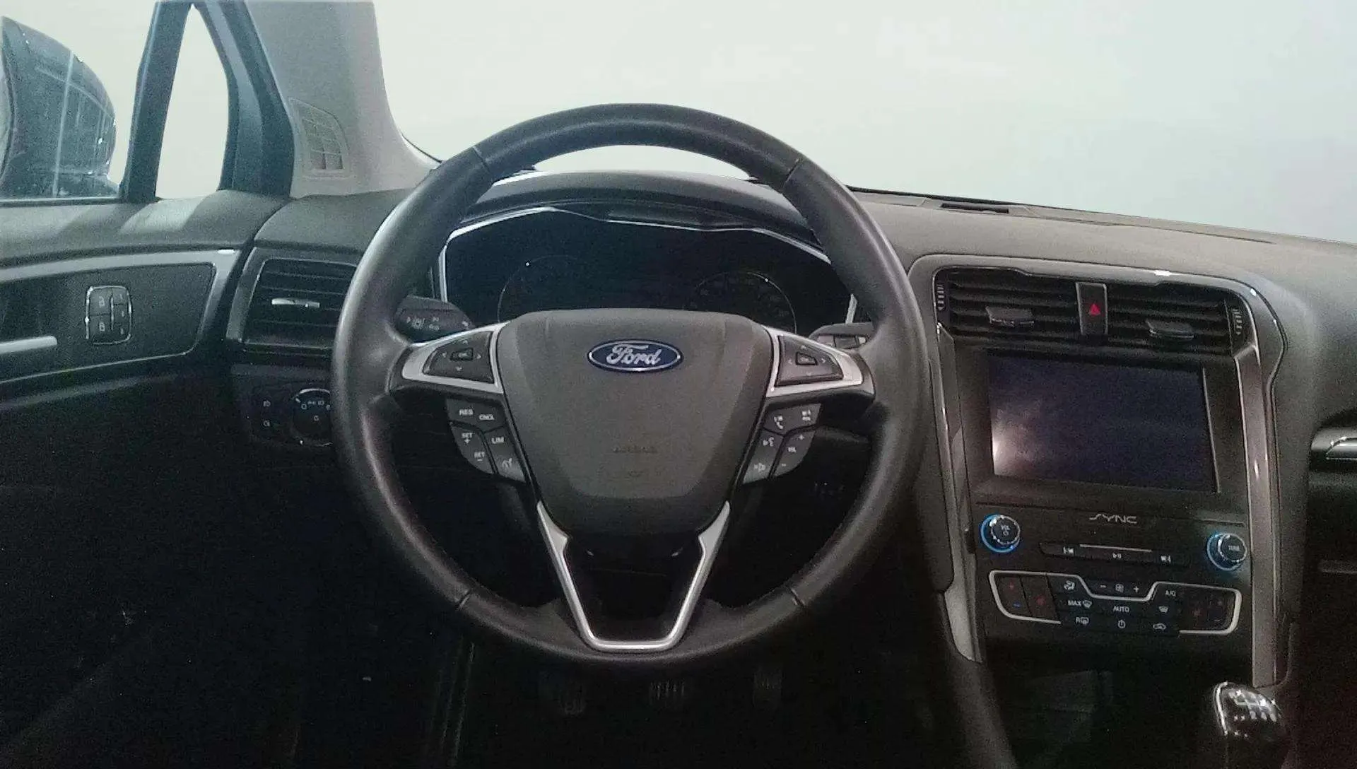 Ford Mondeo 1.5 EcoBoost Trend - foto 6