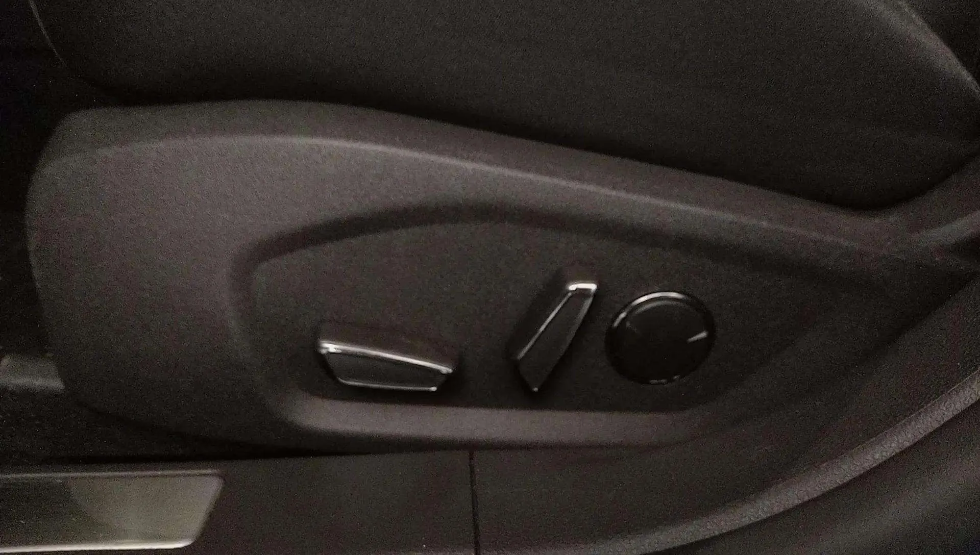 Ford Mondeo 1.5 EcoBoost Trend - foto 19