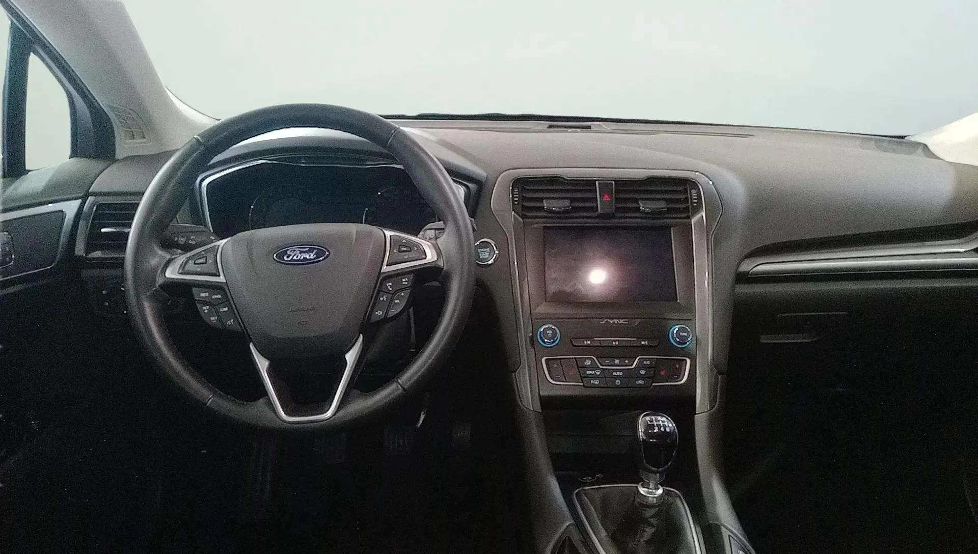 Ford Mondeo 1.5 EcoBoost Trend - foto 7