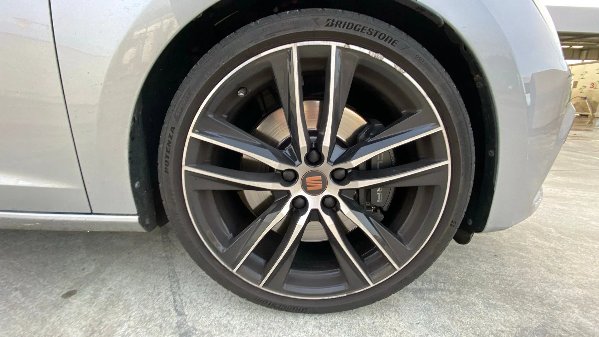 SEAT León ST 2.0 TSI 4Drive DSG Cupra - foto 30