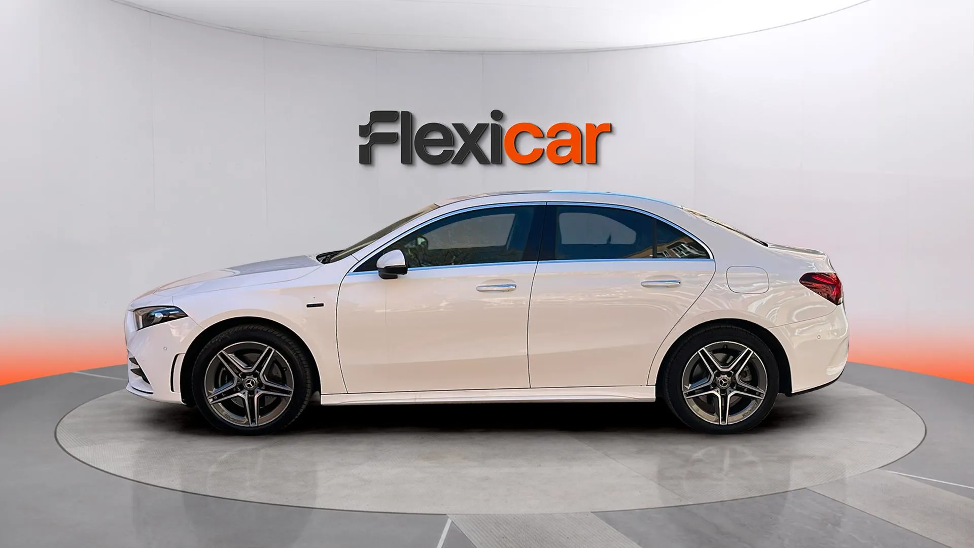 Mercedes-Benz Clase A A 250 e - foto 3