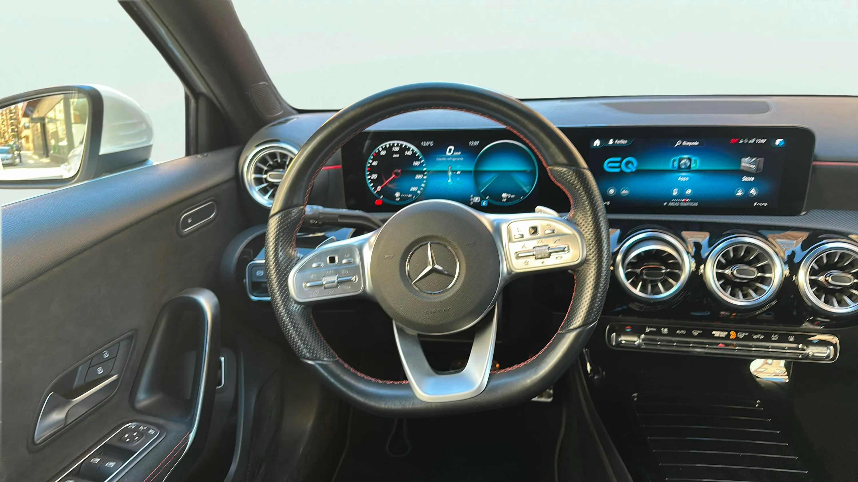 Mercedes-Benz Clase A A 250 e - foto 15