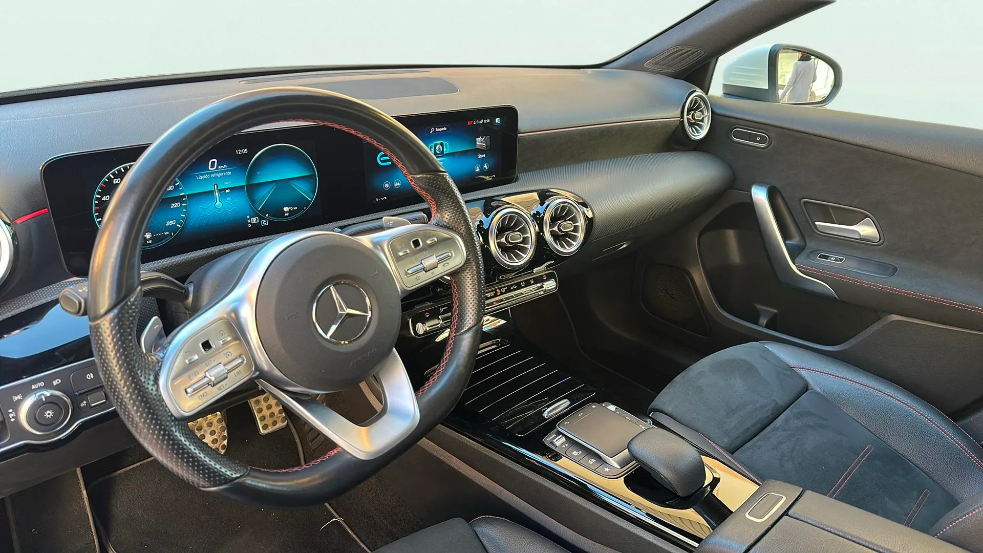 Mercedes-Benz Clase A A 250 e - foto 11