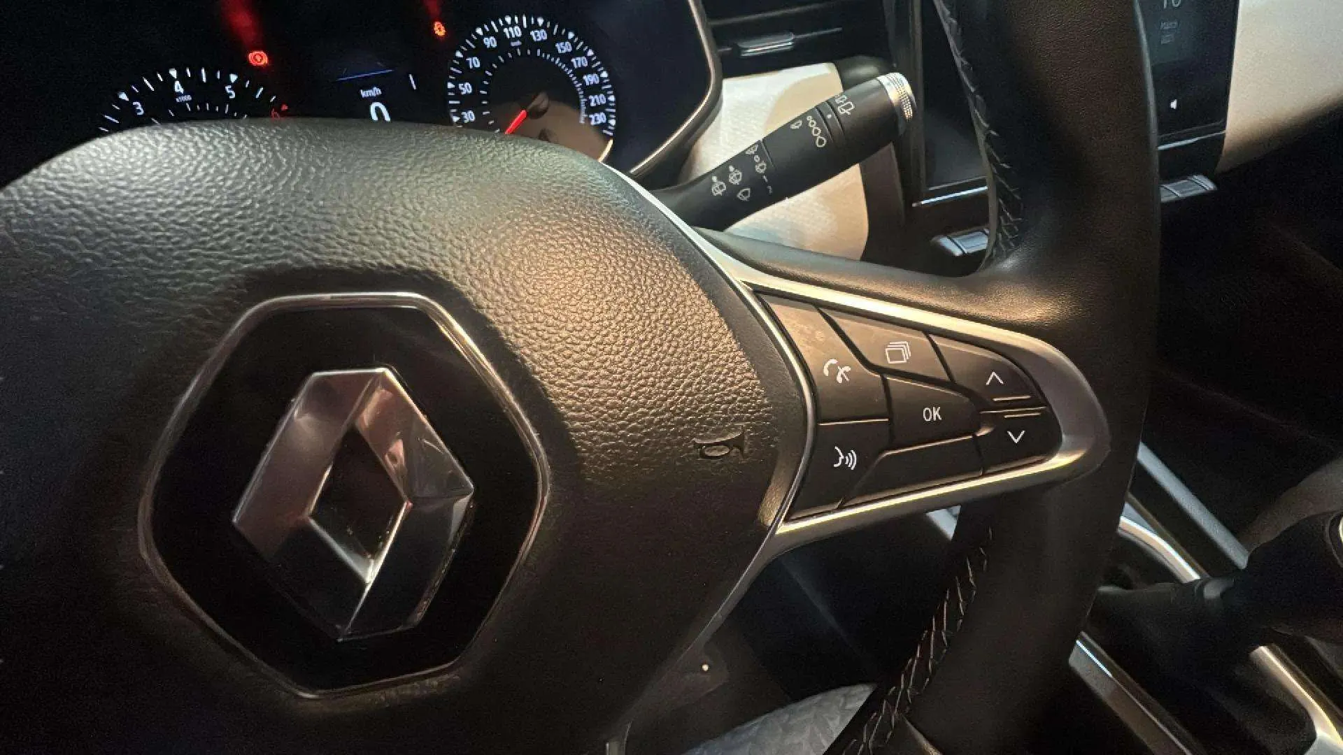 Renault Clio Serie limitada Limited TCe - foto 18