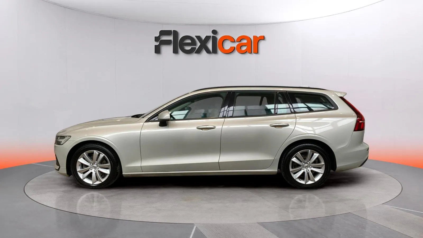 Volvo V60 2.0 D3 - foto 5