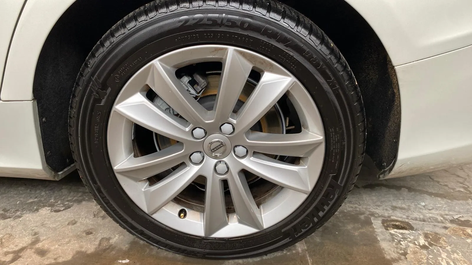 Volvo V60 2.0 D3 - foto 18