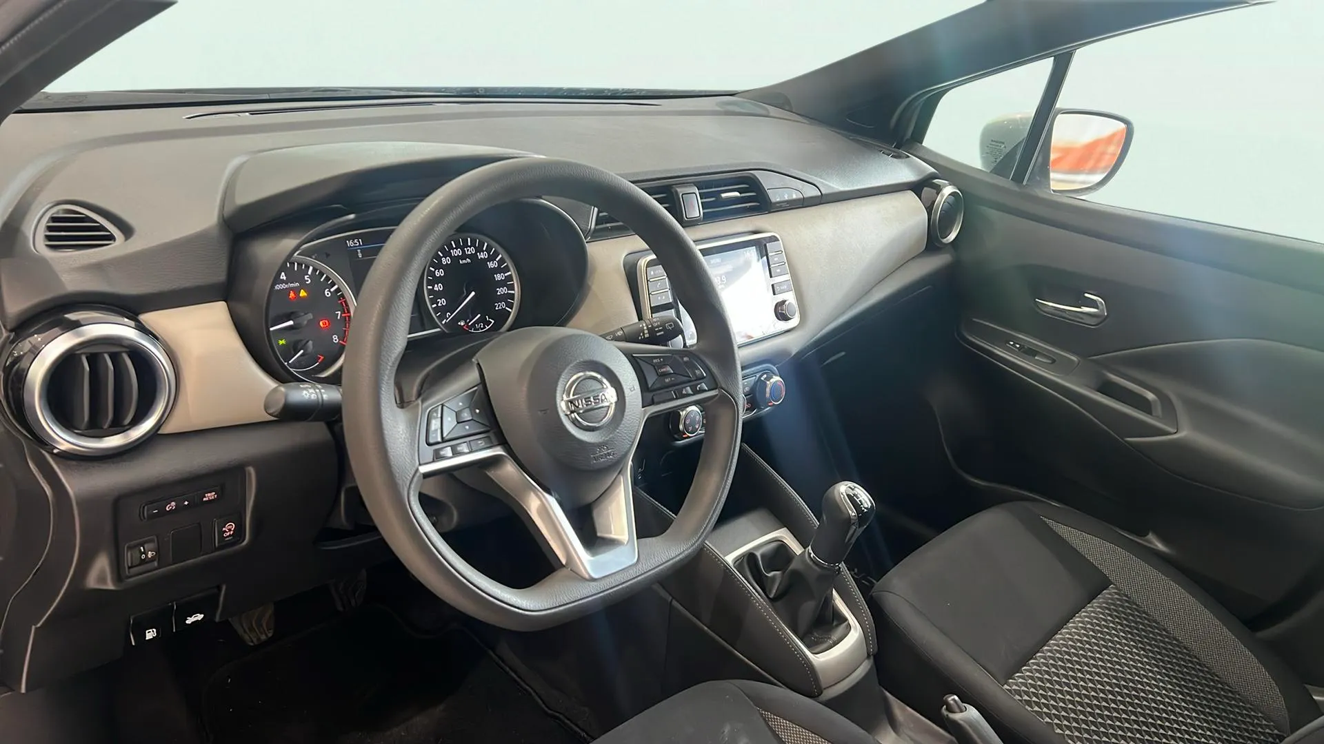Nissan Micra IG-T E6D-F Acenta Sprint - foto 9