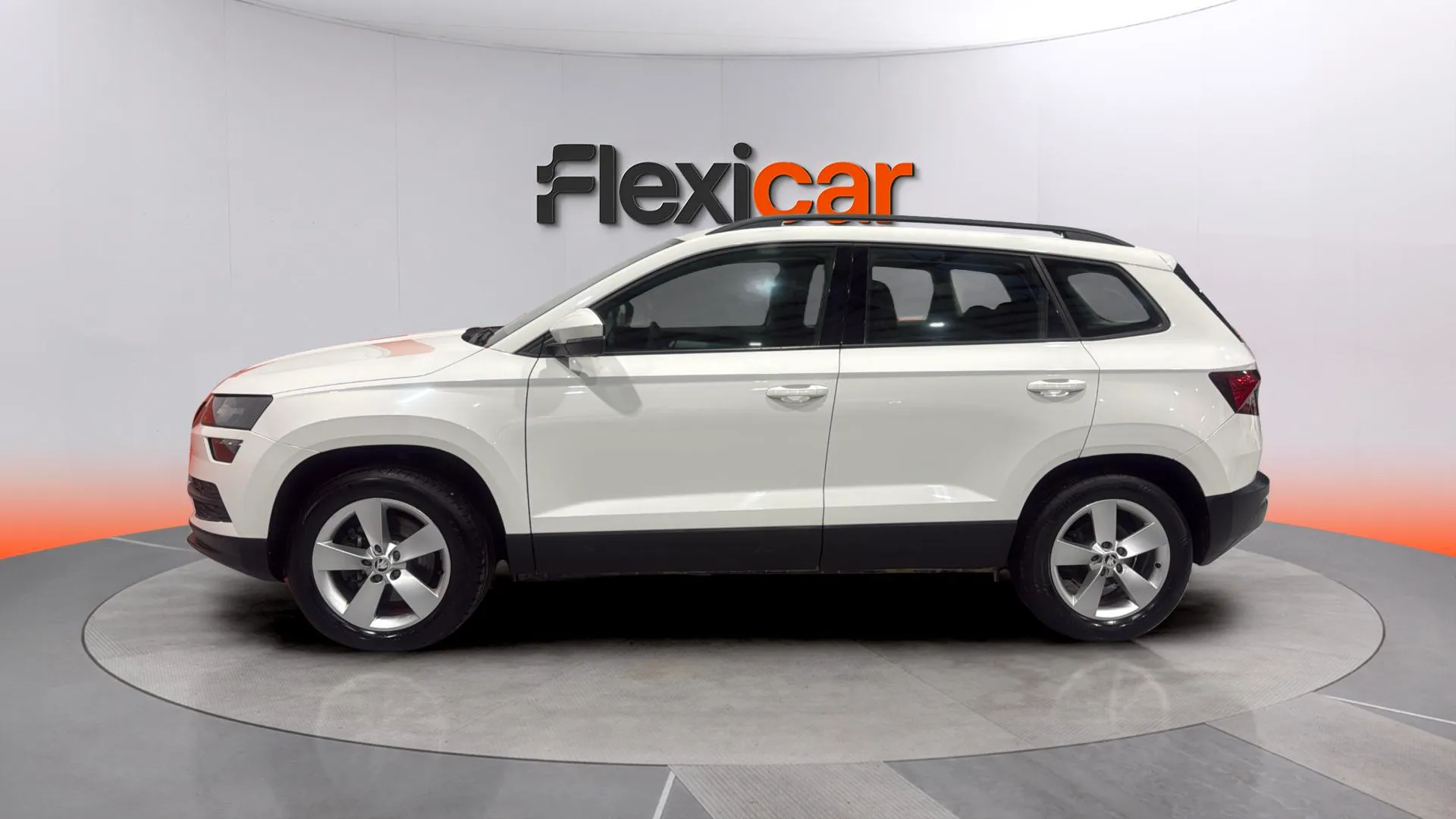 Škoda Karoq 2.0 TDI DSG 4x4 Ambition - foto 4