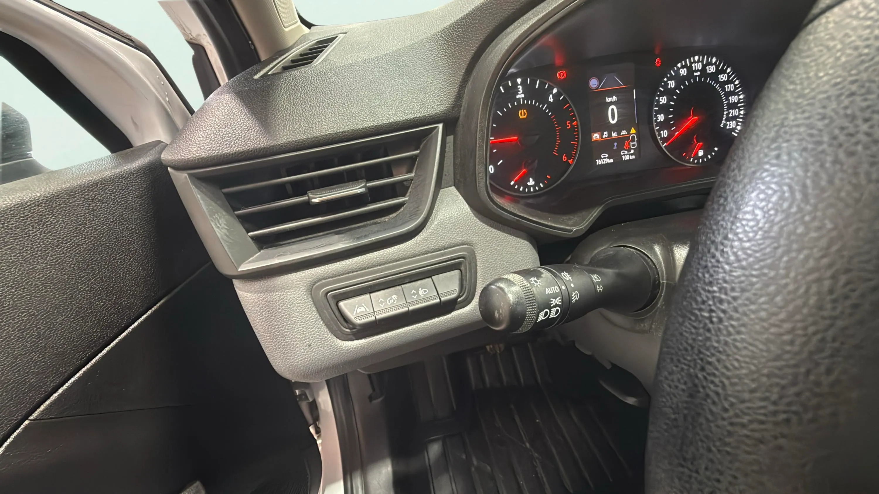 Renault Clio Business Blue dCi - foto 13