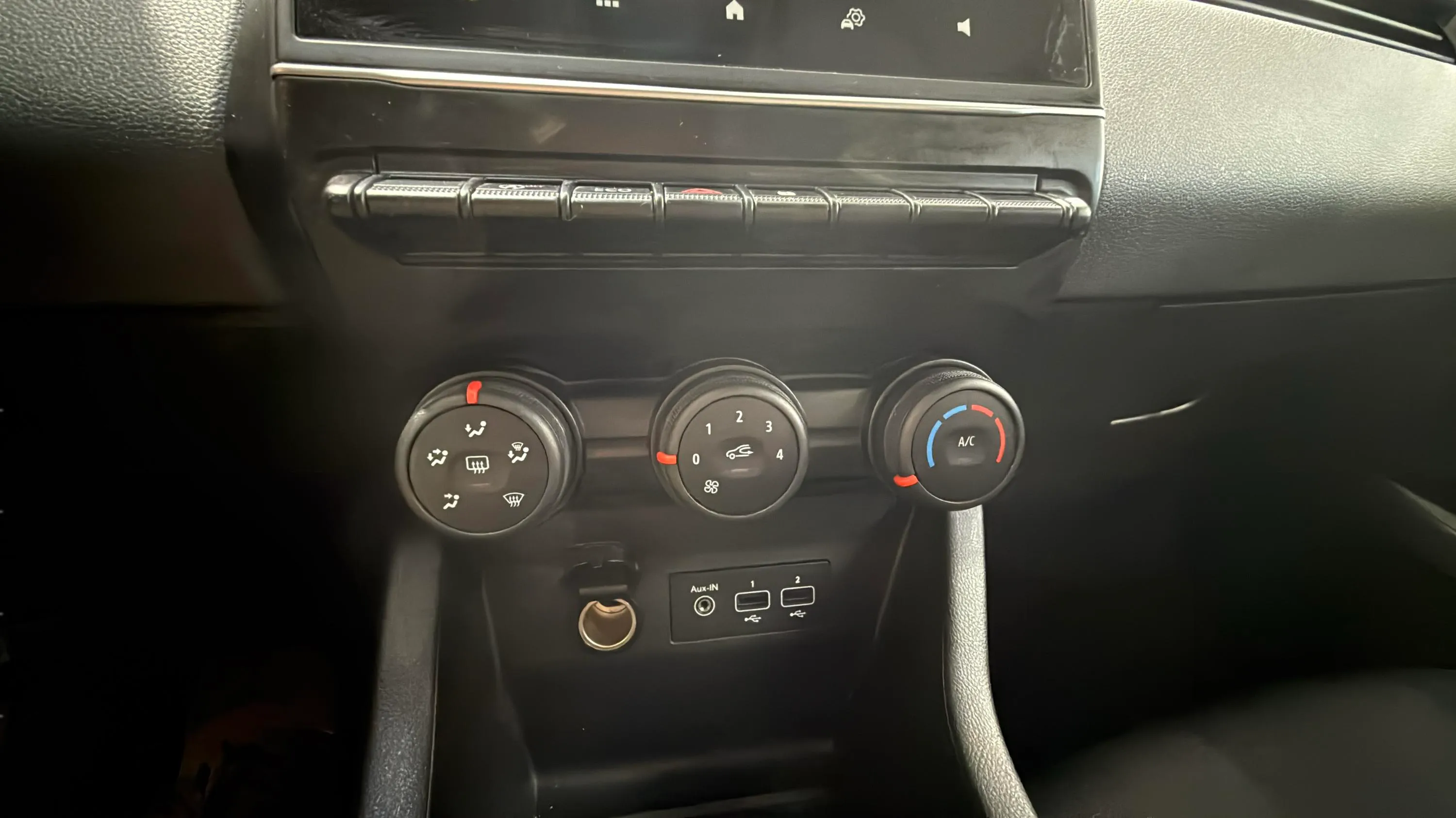 Renault Clio Business Blue dCi - foto 20