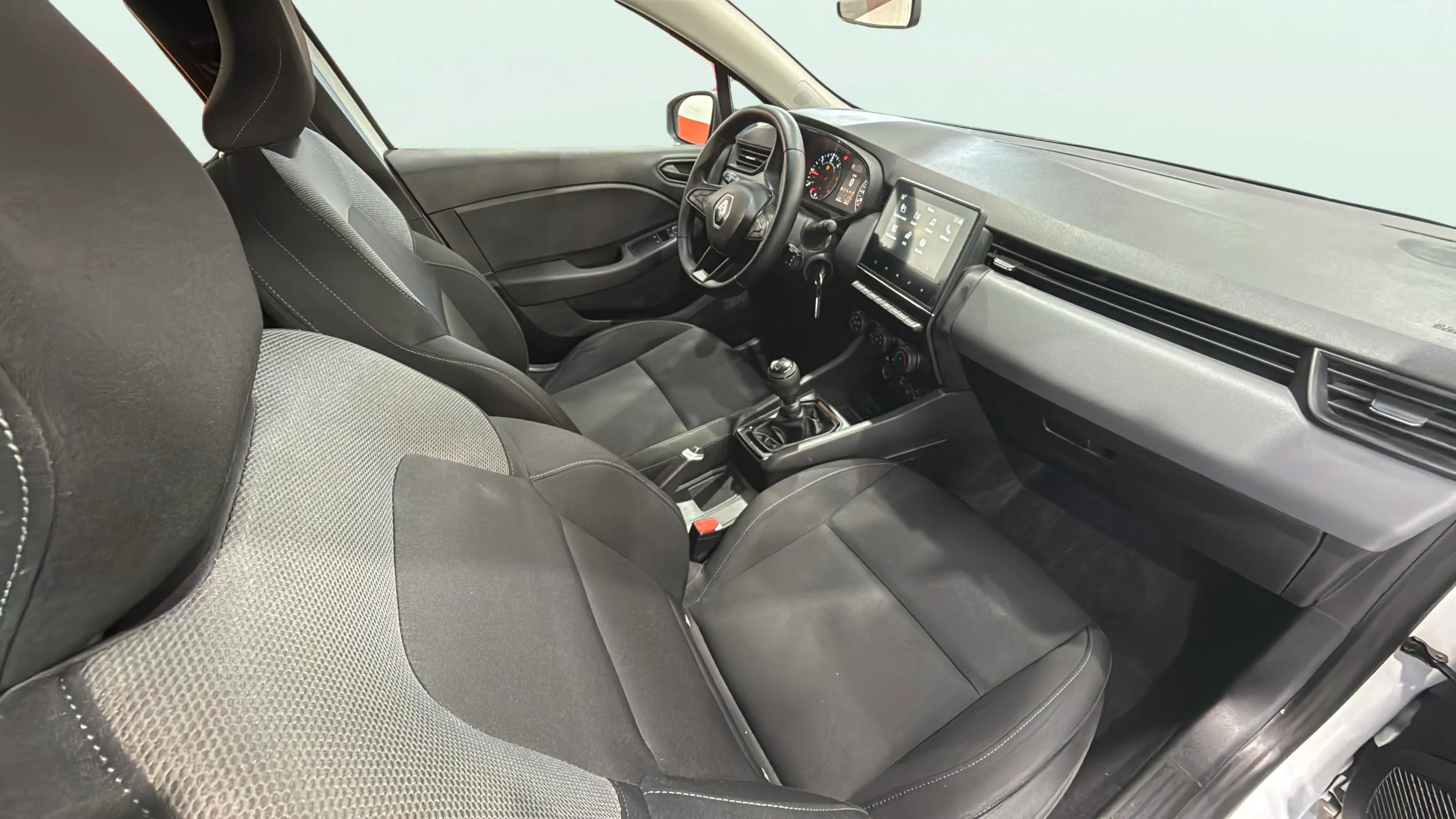 Renault Clio Business Blue dCi - foto 21