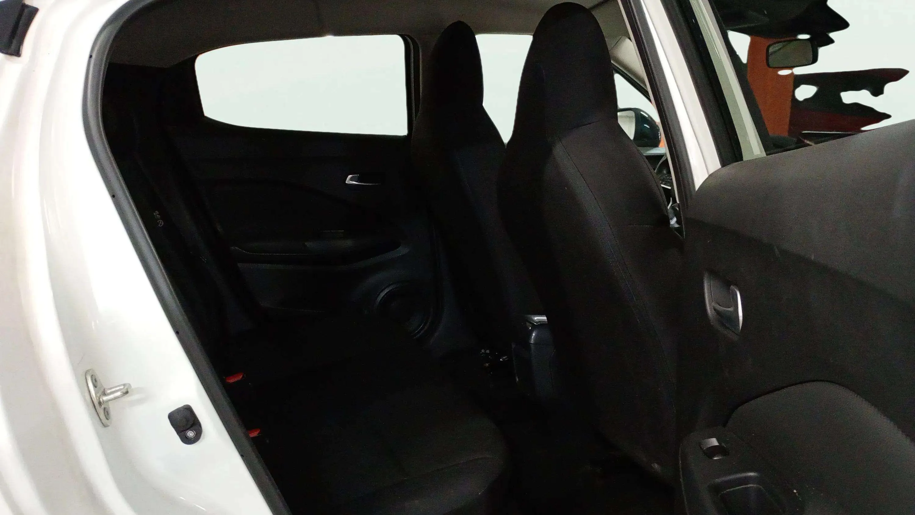 Nissan Juke DIG-T Acenta - foto 13