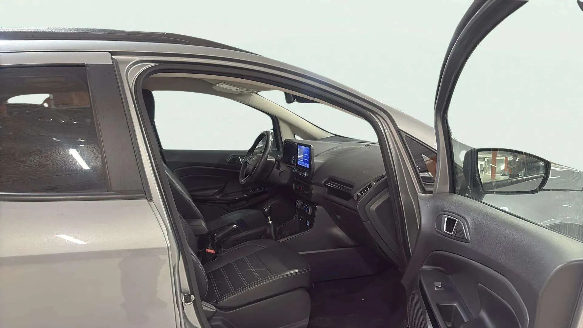 Ford EcoSport 1.0T EcoBoost Active - foto 12