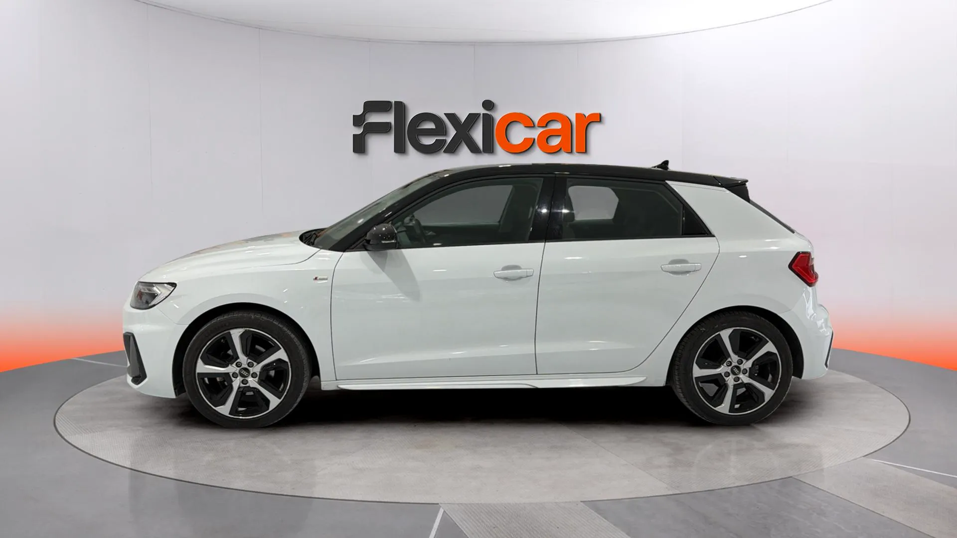 Audi A1 Sportback Advanced 30 TFSI - foto 3